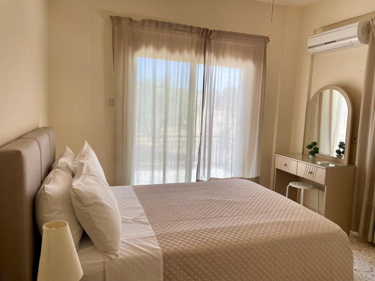 Himonas Apartments Pissouri Bagian luar foto