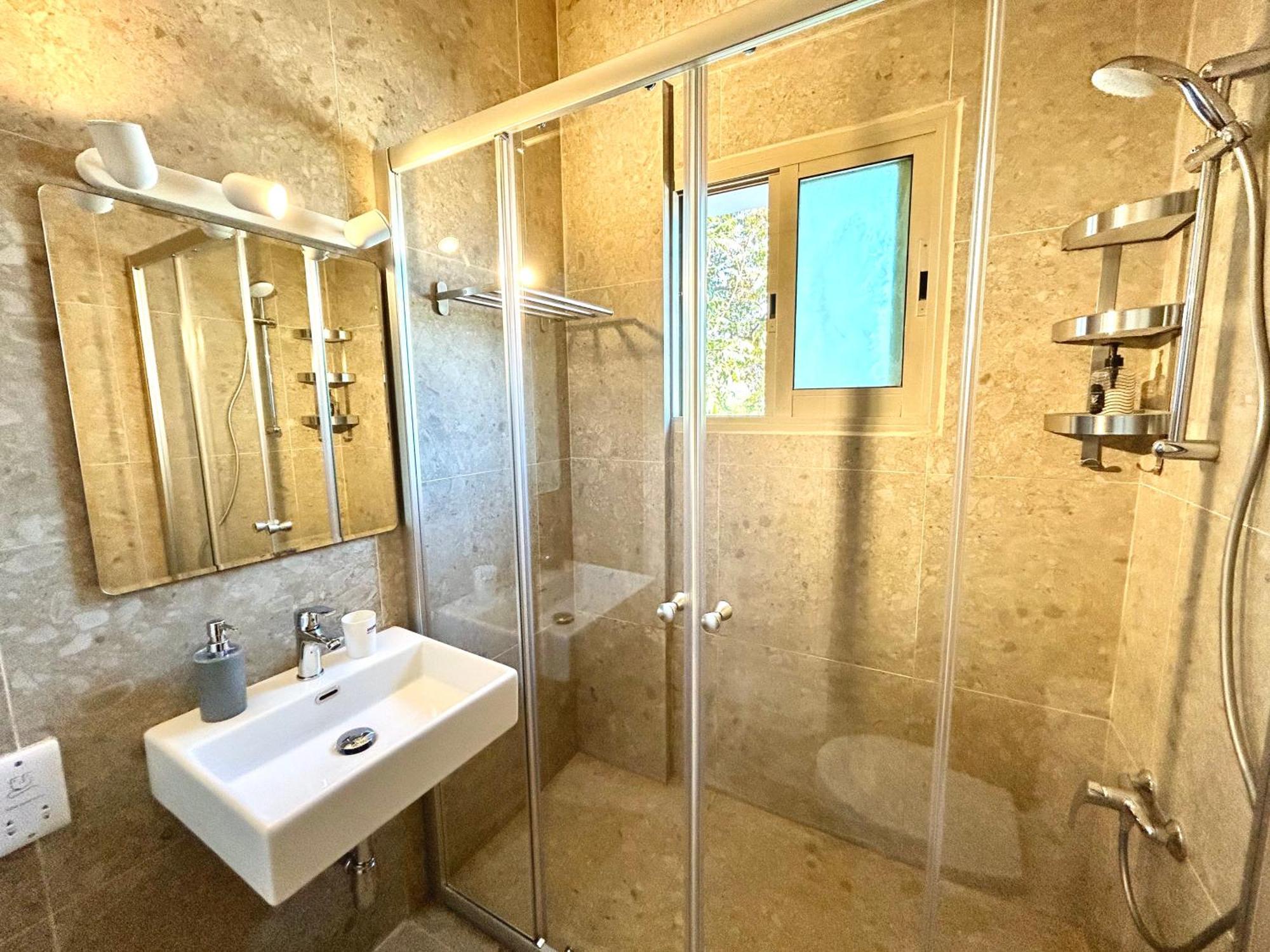 Himonas Apartments Pissouri Bagian luar foto