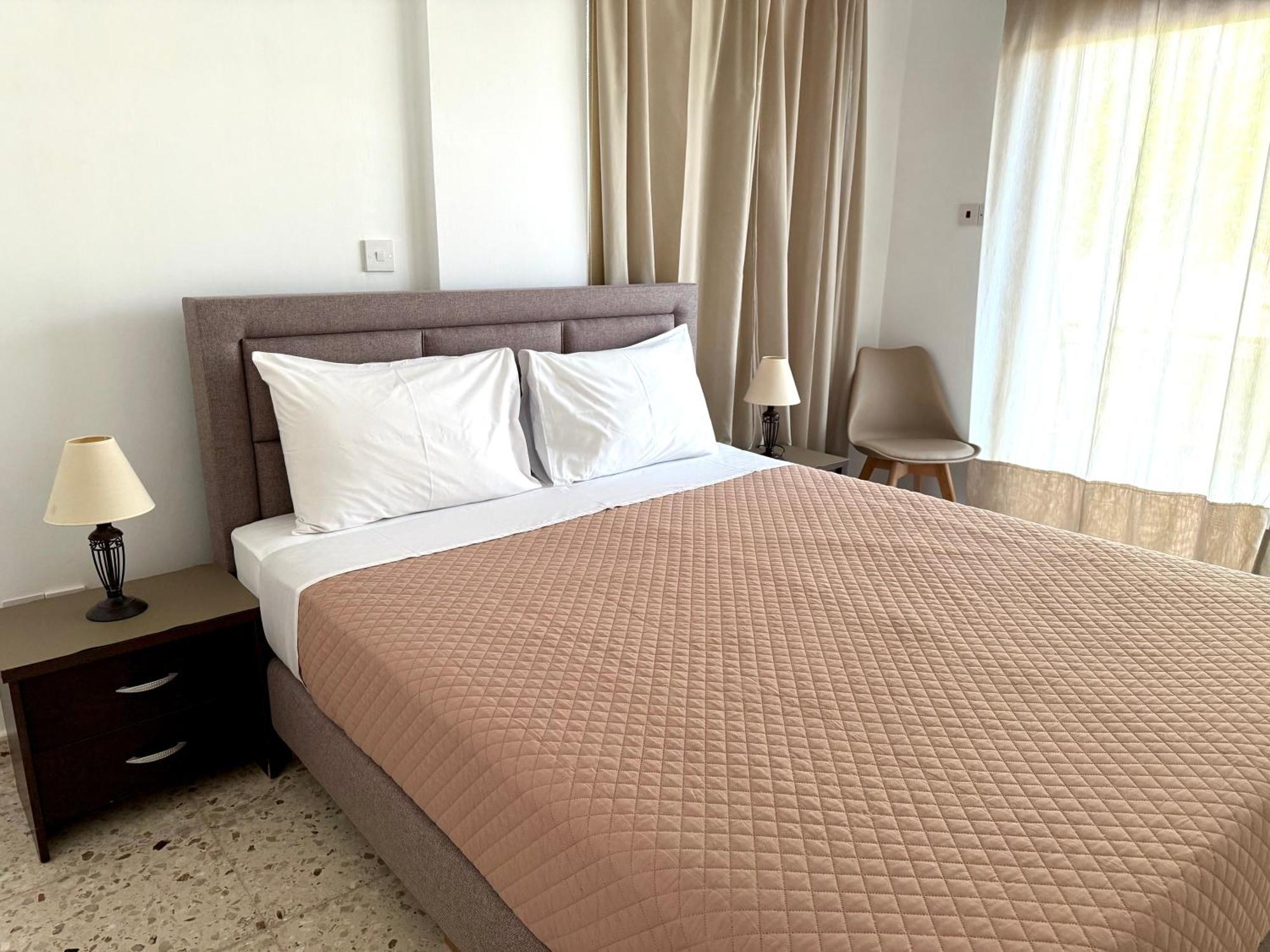 Himonas Apartments Pissouri Bagian luar foto