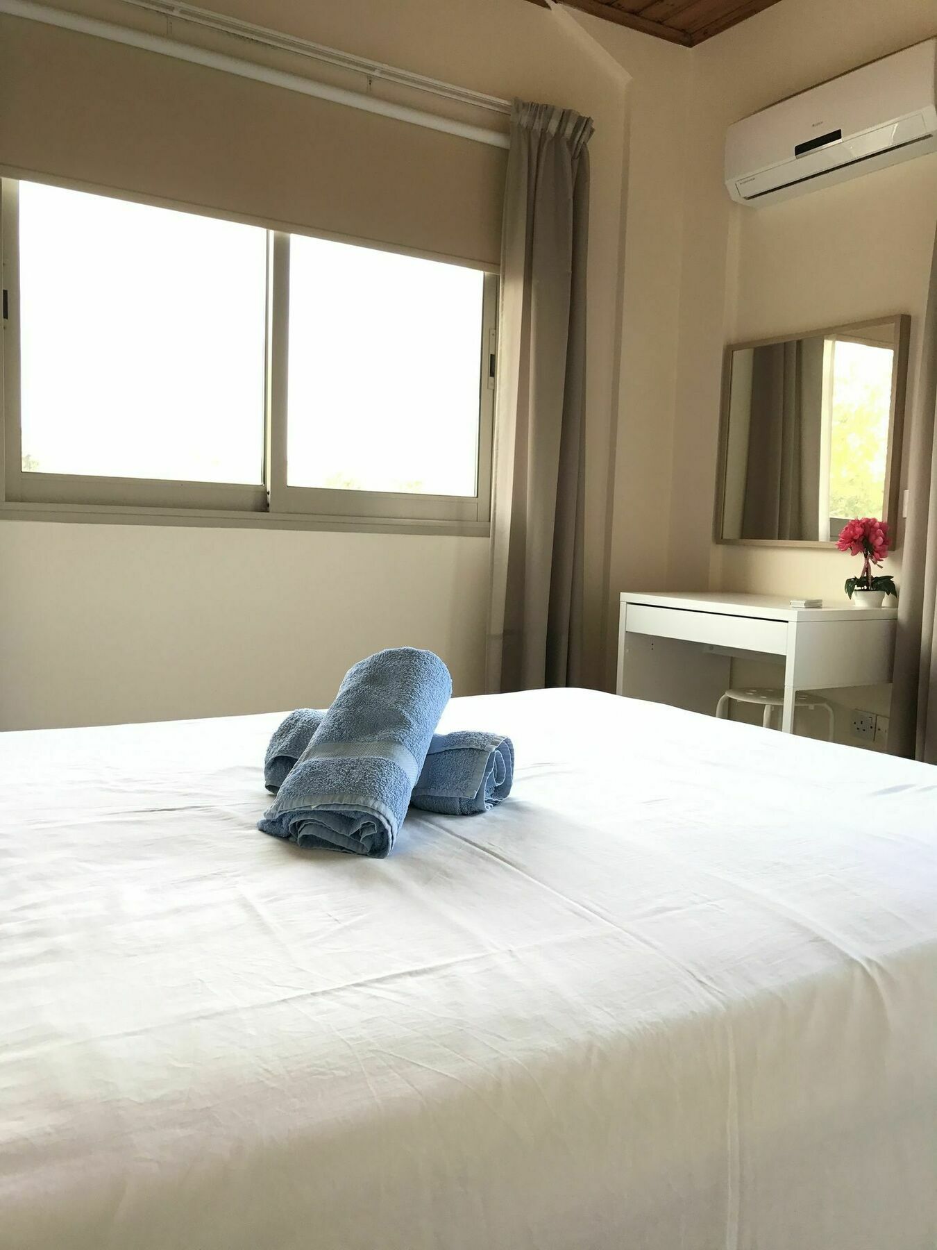 Himonas Apartments Pissouri Bagian luar foto