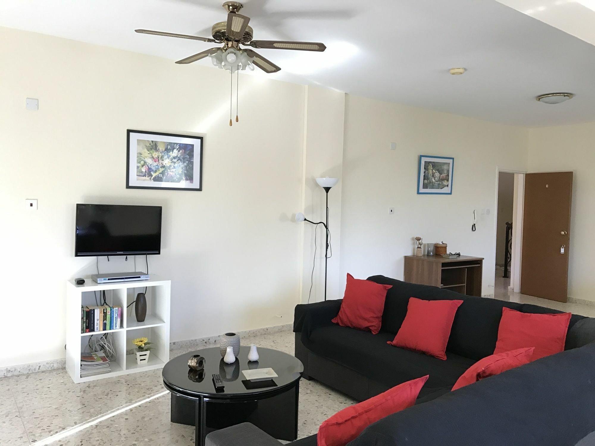 Himonas Apartments Pissouri Bagian luar foto